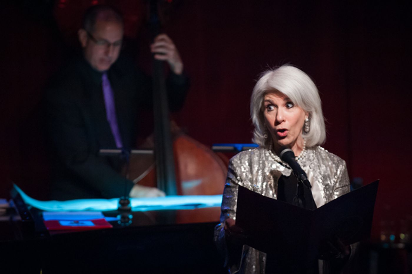 Photo Flash: Stephen Carlile, Sophia Anne Caruso, Judy Gold and More Join Jamie deRoy for Holiday Concert at Birdland  Image