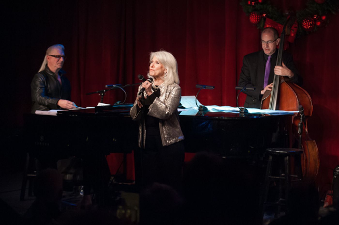 Photo Flash: Stephen Carlile, Sophia Anne Caruso, Judy Gold and More Join Jamie deRoy for Holiday Concert at Birdland  Image