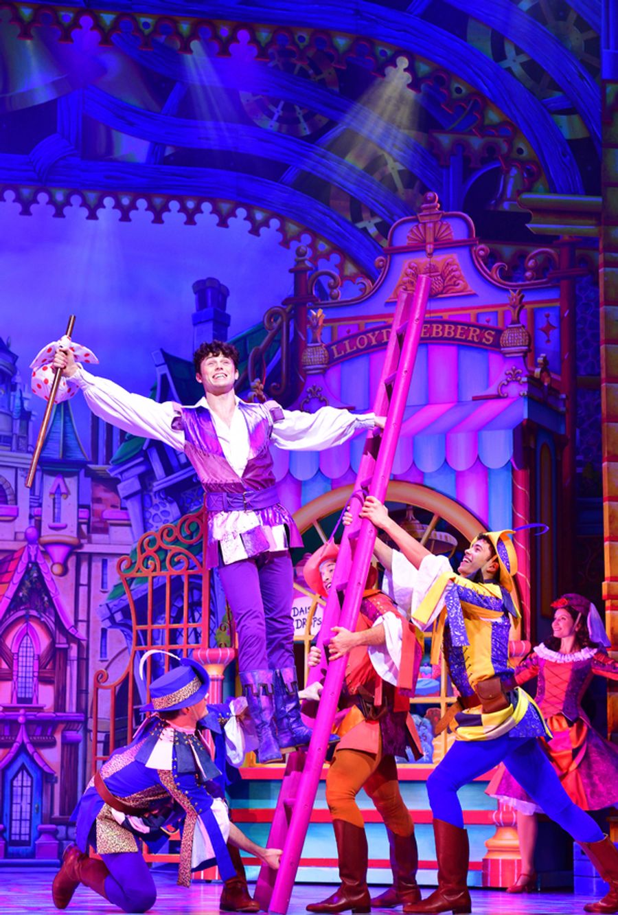 Photo Flash: First Look at Charlie Stemp, Elaine Paige and More in DICK WHITTINGTON at the London Palladium Image