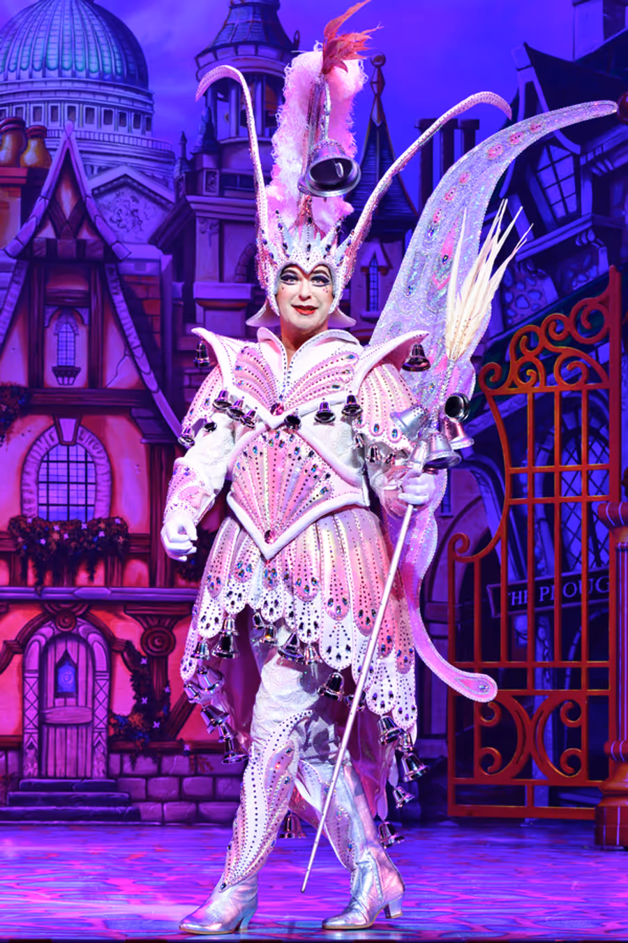 Photo Flash: First Look at Charlie Stemp, Elaine Paige and More in DICK WHITTINGTON at the London Palladium Image