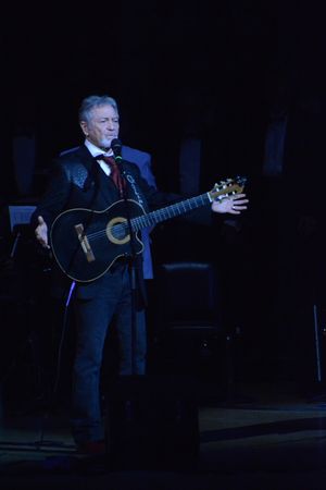 Larry Gatlin Photo