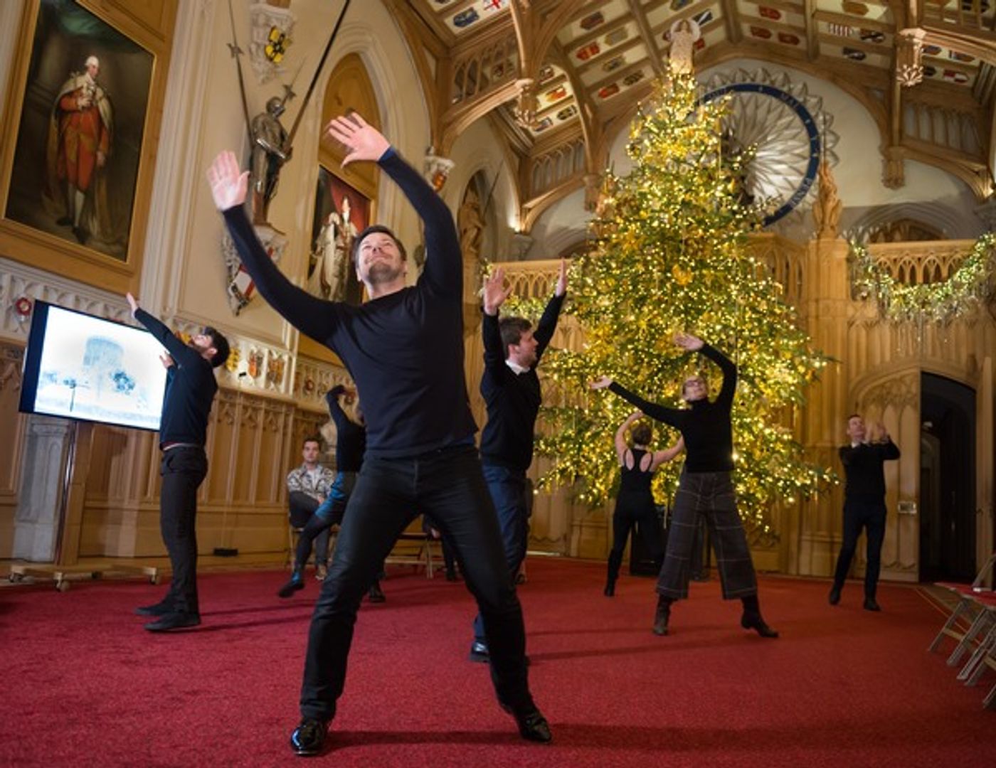 Photo Flash: First Look at Rehearsal for A CHRISTMAS CAROL at Windsor Castle  Image