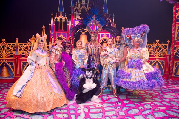 Emma Williams, Charlie Stemp, Elaine Paige, Nigel Havers, Lukus Alexander, Julian Cla Photo