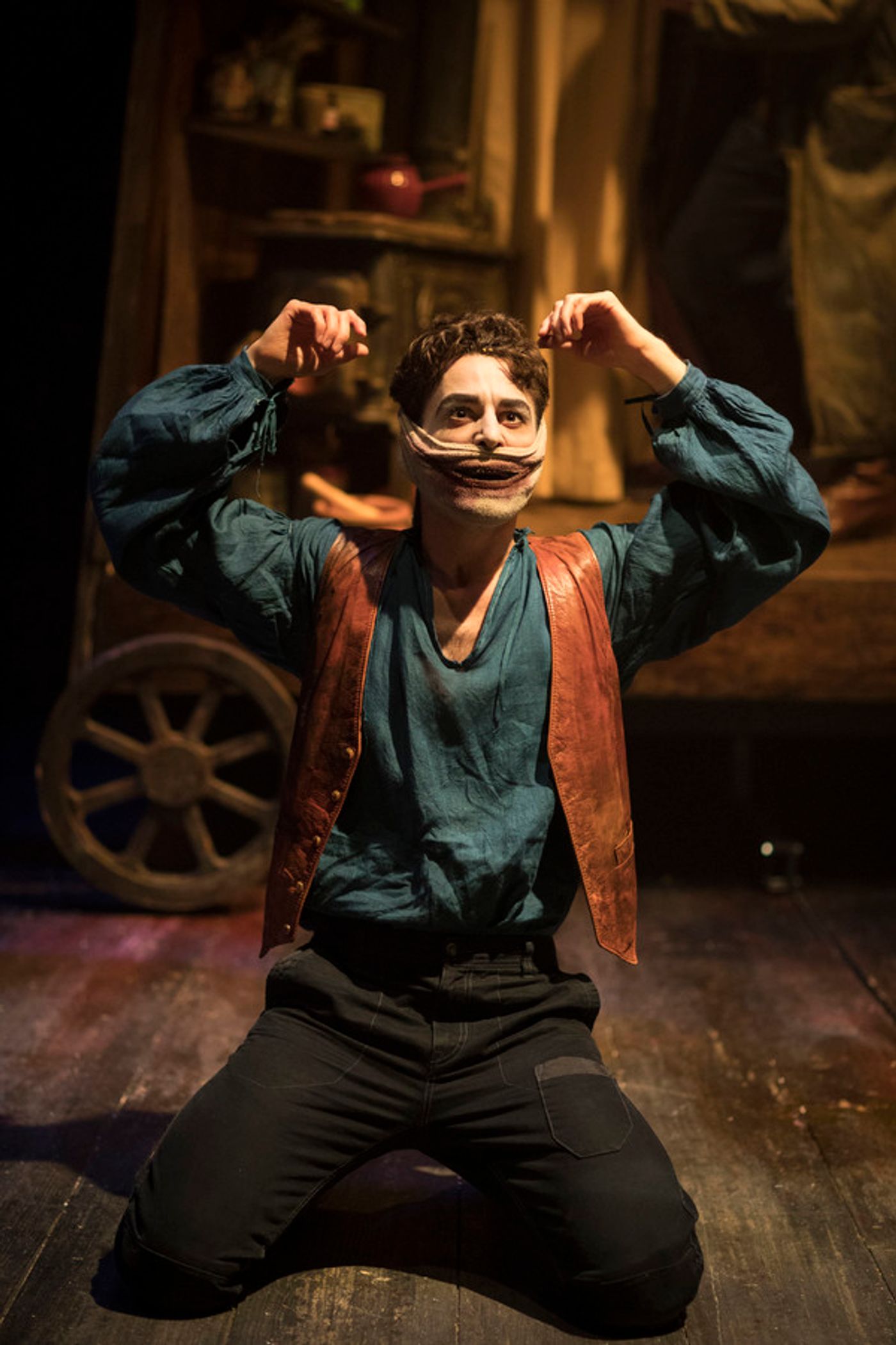 Photo Flash: First Look at THE GRINNING MAN  Image