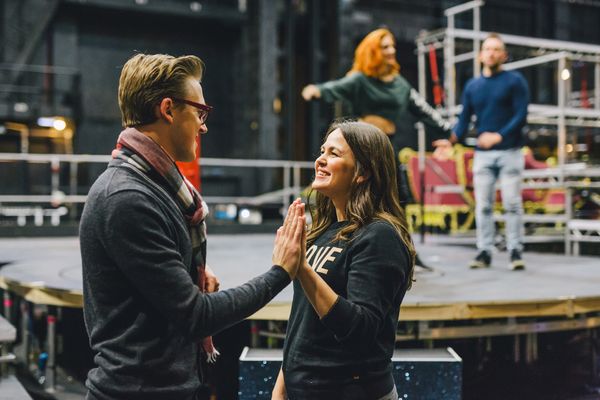 Photos: In Rehearsal for THE CHRISTMASAURUS at Eventim Apollo — photo 4 of 11