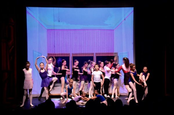 Emily Susanne Franklin with the cast that includes-Elliana Walmsley, Clara Young, Dev Photo