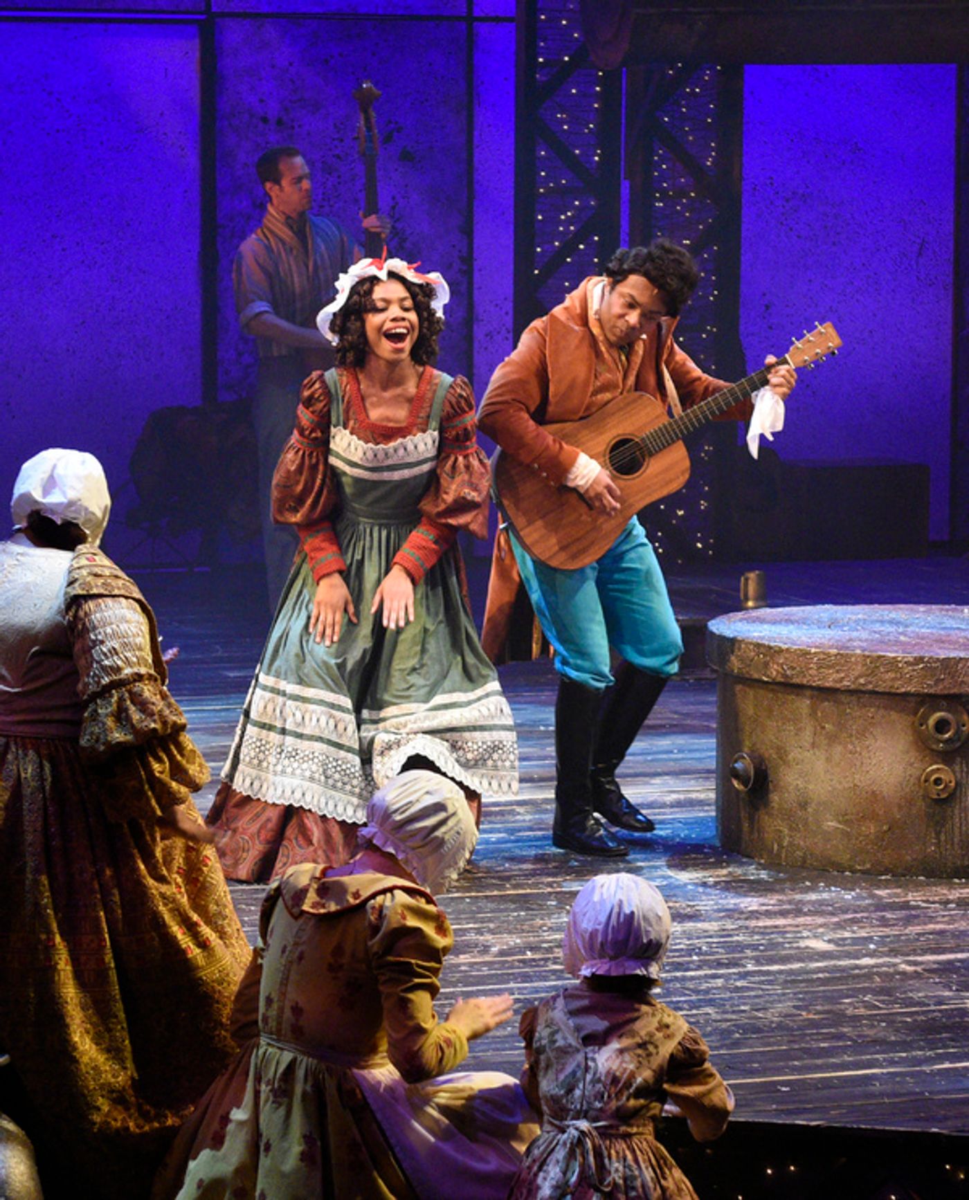 Photo Flash: Brad Leland Leads A CHRISTMAS CAROL at Dallas Theater Center  Image