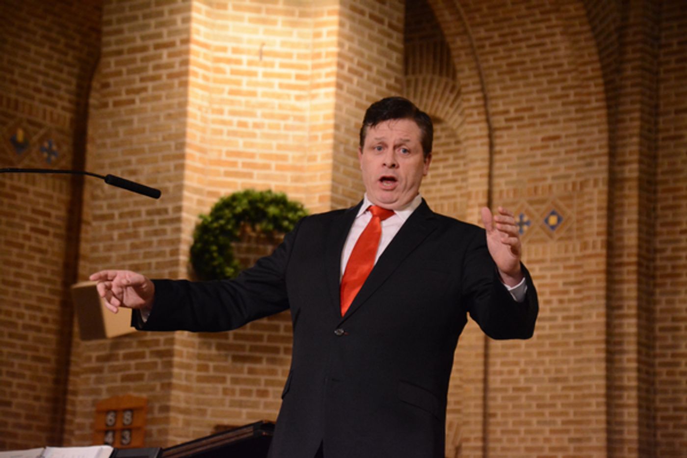 Photo Coverage: Anthony Kearns Performs at The 31st Annual St. Patrick Church Christmas Concert  Image