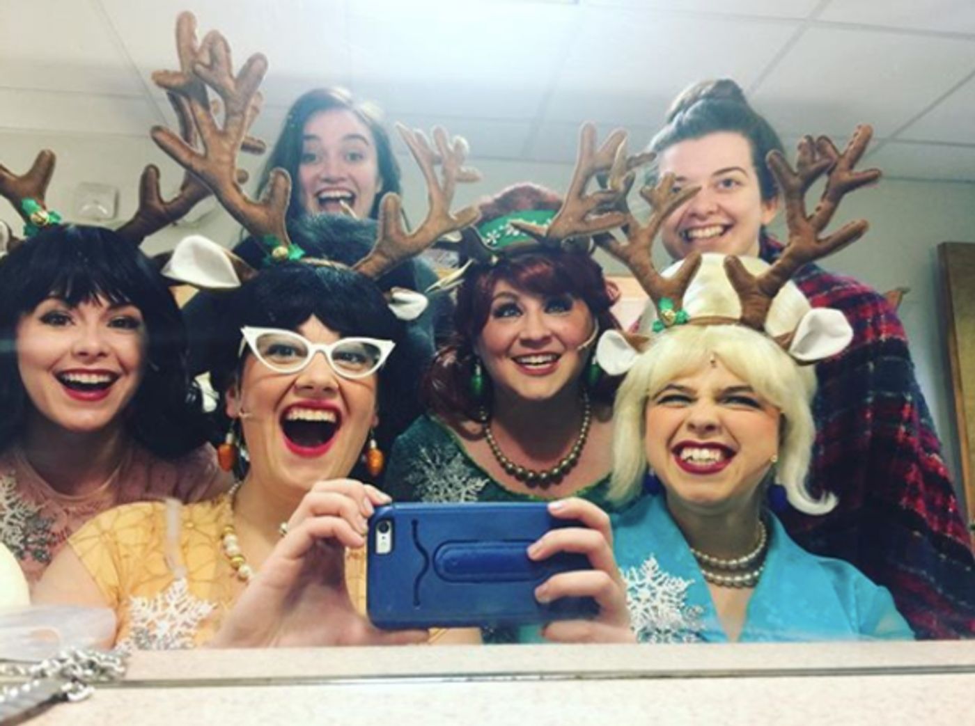 Photo Flash: PHANTOM Cast Members Share Yummy Treats and More Saturday Intermission Pics! Photo Flash: PHANTOM Cast Members Share Yummy Treats and More Saturday Intermission Pics! Image