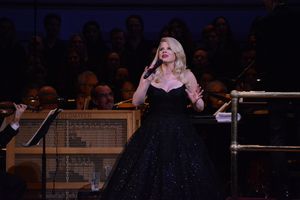 Megan Hilty @ BroadwayWorld Megan Hilty Photo