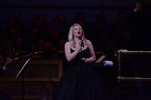 Megan Hilty @ BroadwayWorld Megan Hilty Photo