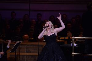 Megan Hilty @ BroadwayWorld Megan Hilty Photo