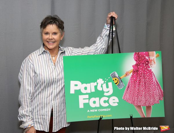 Amanda Bearse Photo