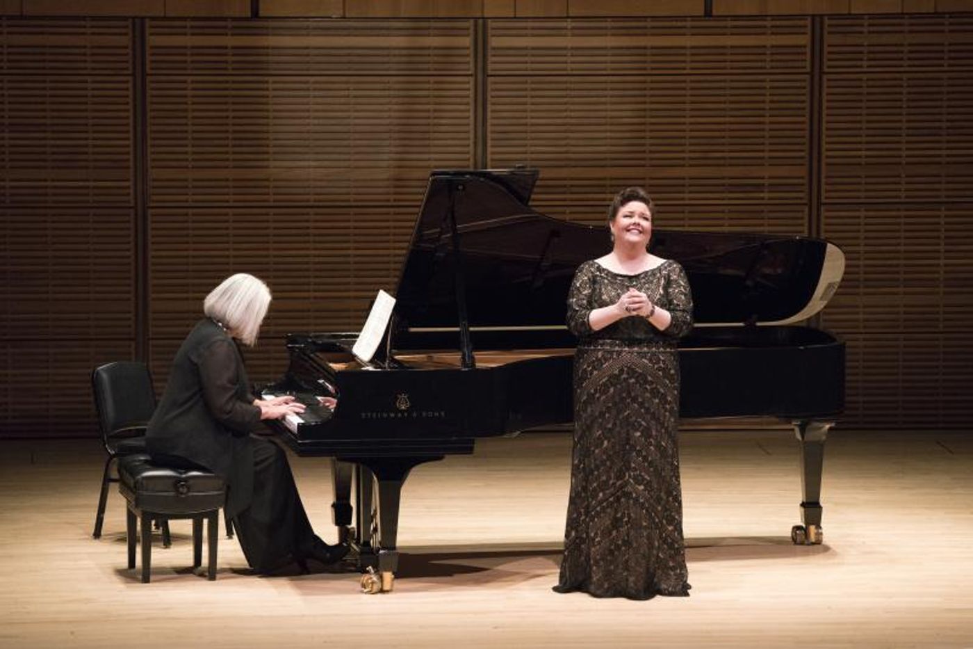 Review: JAMIE BARTON is the G*ddamned Diva Opera Deserves  Image