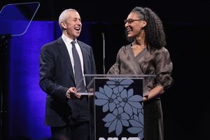 NEW YORK, NY - DECEMBER 18: Danny Meyer and Carla Hall speak onstage at the NYC & Company Foundation Visionaries & Voices Gala 2017 on December 18, 2017 in New York City. (Photo by Cindy Ord/Getty Images for NY & Company) @ BroadwayWorld NEW YORK, NY - DECEMBER 18: Danny Meyer and Carla Hall speak onstage at the NYC & C Photo
