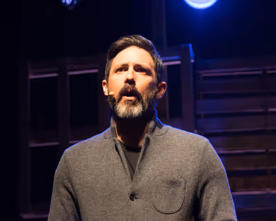 Steve Kazee Photo