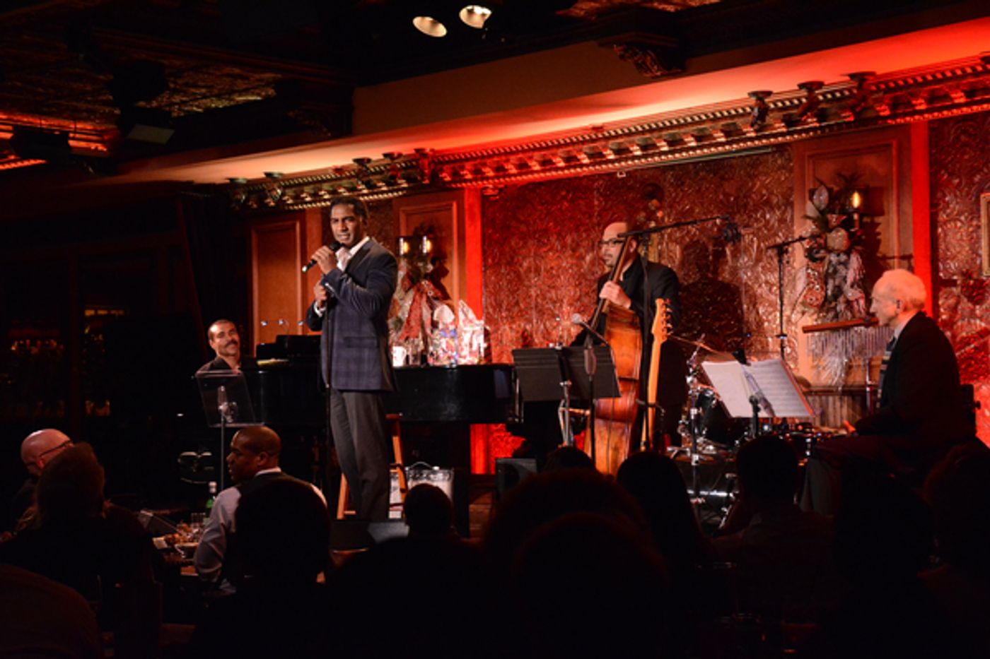 Photo Coverage: Norm Lewis Brings SANTA BABY Holiday Show to Feinstein's/54Below  Image