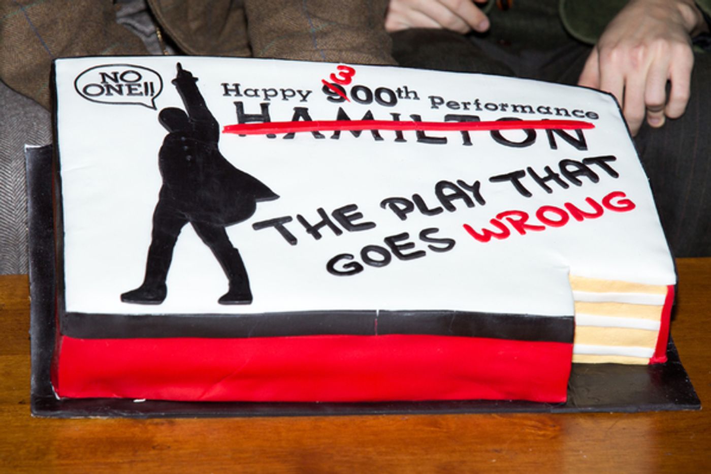 Photo Coverage: THE PLAY THAT GOES WRONG Celebrates 300 Performances  Image