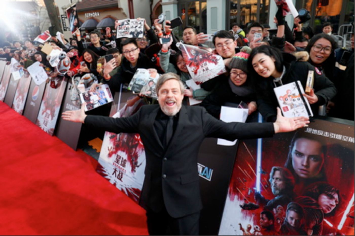 Photo Flash: STAR WARS: THE LAST JEDI China Premiere  Image