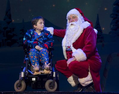 Dan Mclellan (William Trundle) & Santa Claus Photo