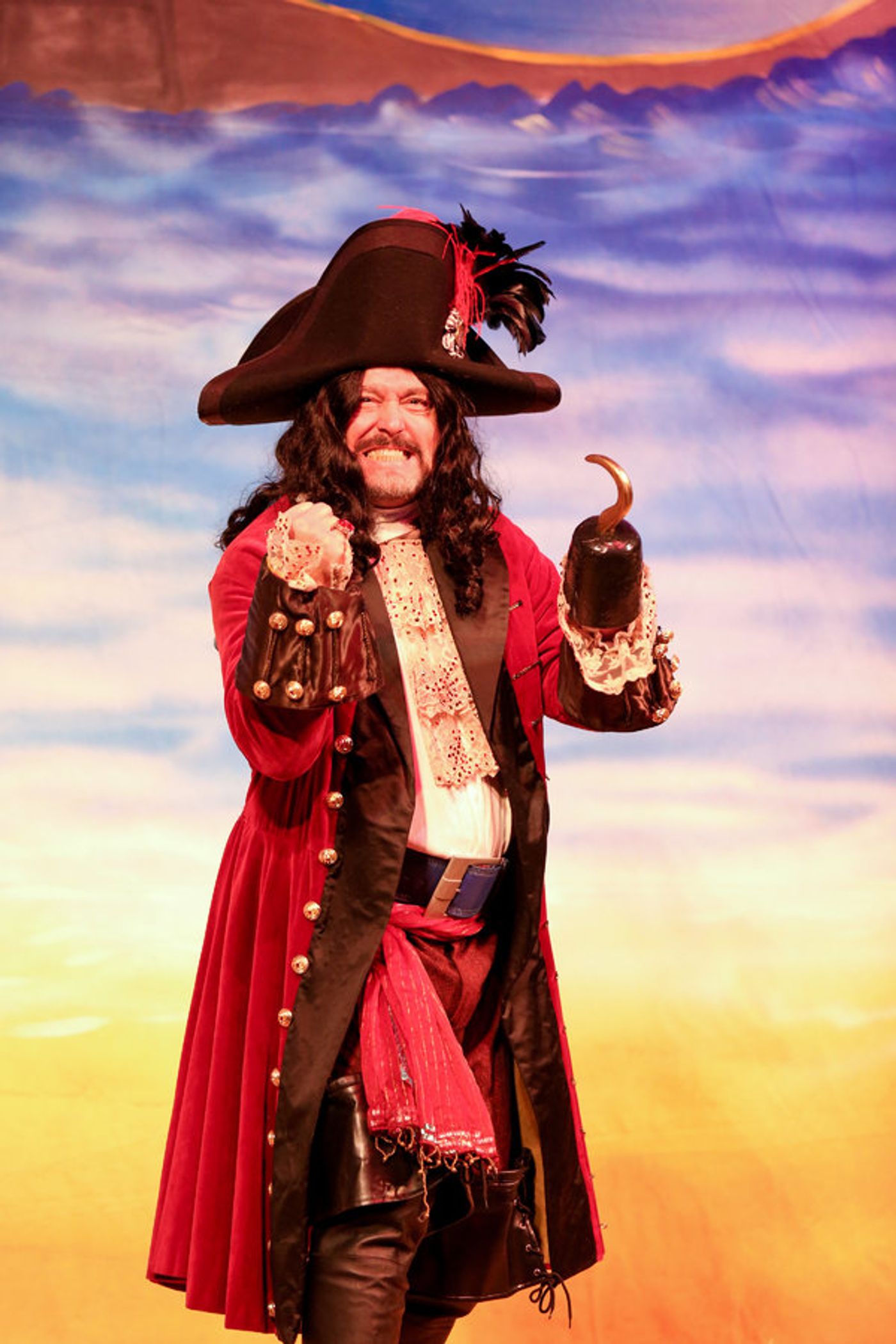 Photo Flash: Peter Pan, Wendy, Captain Hook, Tinker Bell, Smee And Tiger Lily Arrive In San Diego!  Image