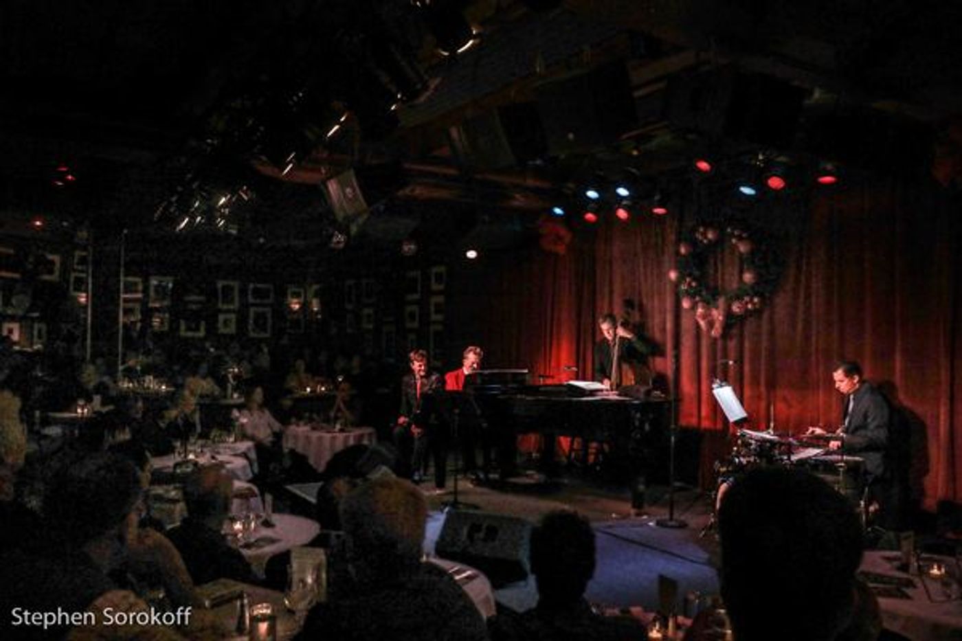 Photo Coverage: Christmas Has Some New Sounds At Birdland - Blackhurst, Caruso and Stritch Photo Coverage: Christmas Has Some New Sounds At Birdland - Blackhurst, Caruso and Stritch Image