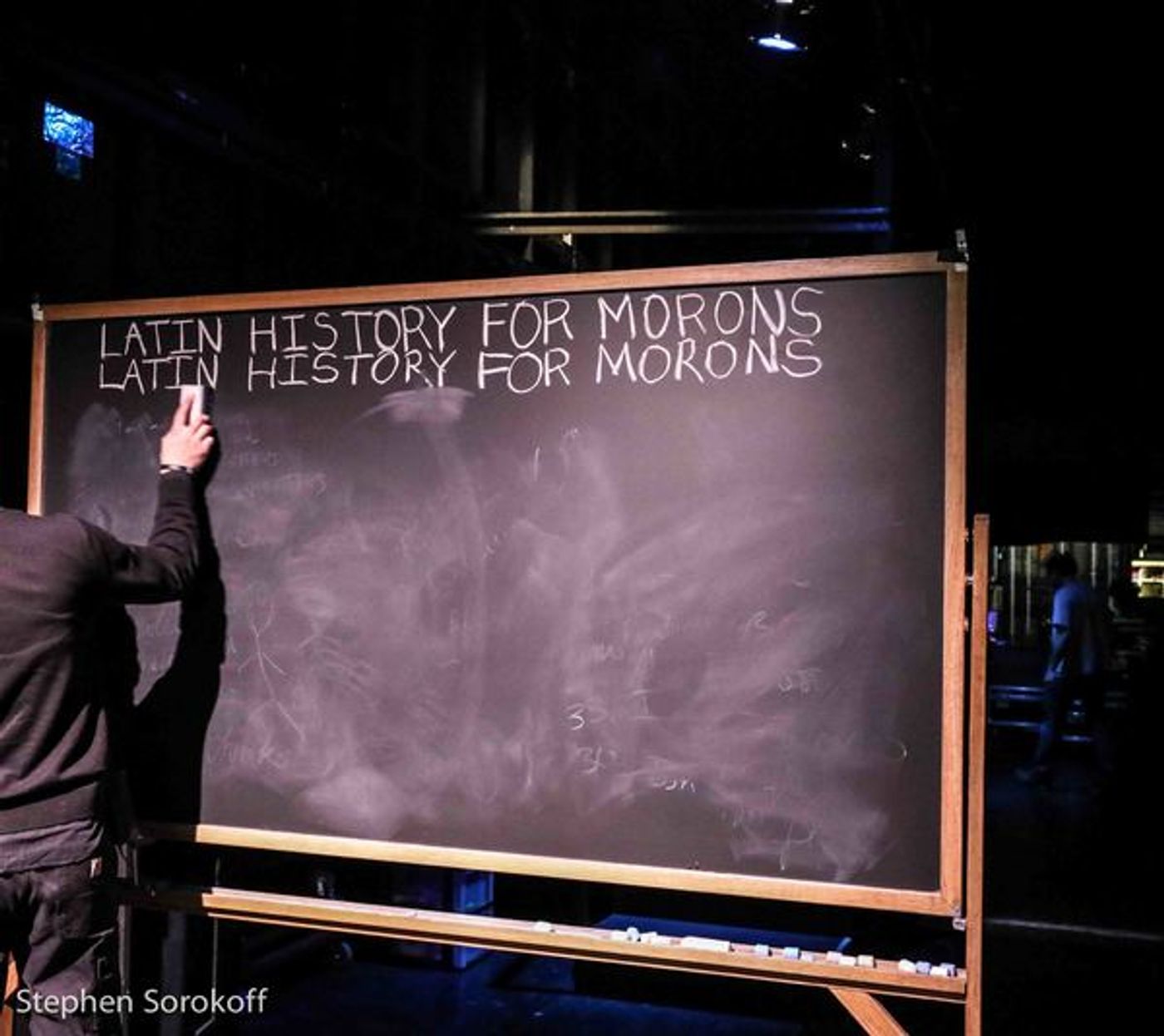 Photo Coverage: John Leguizamo Starts With A Clean Slate Of Laughs For Every Performance  Image