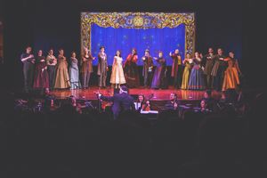 Ensemble with Stephanie Lynne Mason at center @ BroadwayWorld Ensemble with Stephanie Lynne Mason at center Photo