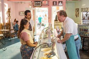 THIS IS US -- "The Fifth Wheel" Episode 211 -- Pictured: (l-r) Milo Ventimiglia as Jack, Mackenzie Hancsicsak as Kate -- (Photo by: Ron Batzdorff/NBC) @ BroadwayWorld THIS IS US -- "The Fifth Wheel" Episode 211 -- Pictured: (l-r) Milo Ventimiglia as Ja Photo