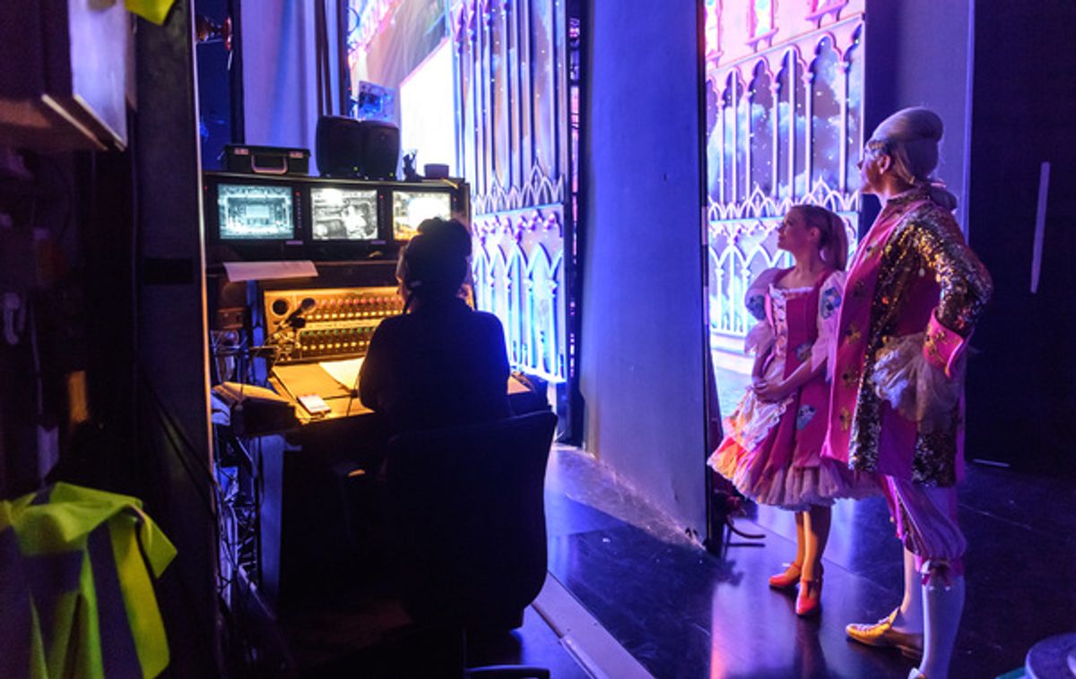 Cinderella - Birmingham Hippodrome. 27 December 2017.
Pictured is 'Cinderella'  Suzanne Shaw with 'Dandini' Gary Watson.
Picture by Simon Hadley.
Simon Hadley Photography.
07774 193699
mail@simonhadley.co.uk
www.simonhadley.co.uk at 