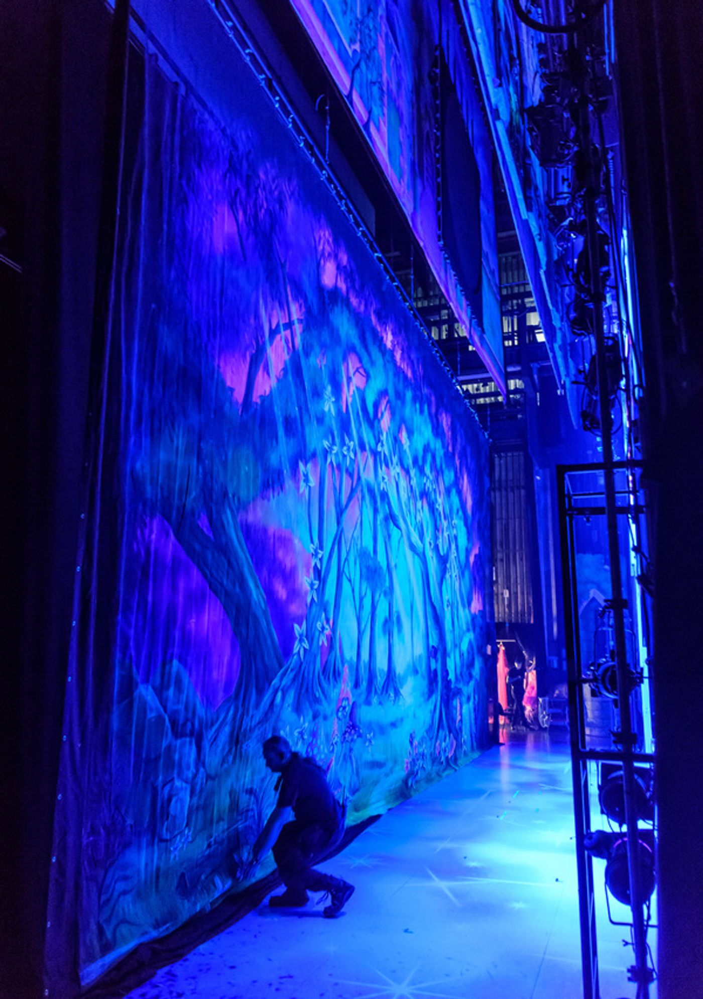 Photo Flash: Birmingham Hippodrome Releases Enchanting New Images From Behind the Scenes Of CINDERELLA  Image