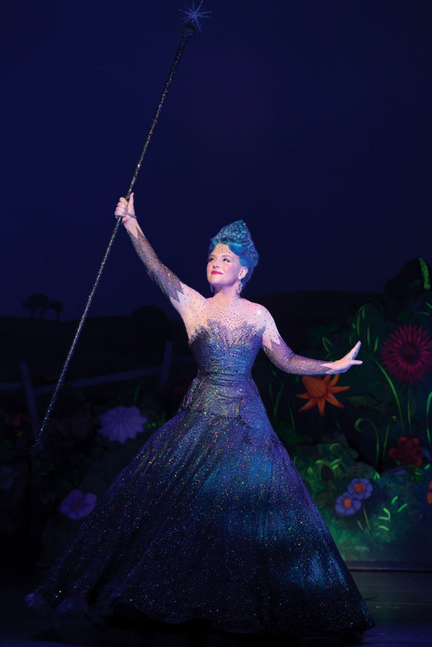 Review: Heart-warming Nostalgia With A Contemporary Twist, THE WIZARD OF OZ Captures The Imagination Of Young And Old.  Image