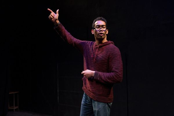 Ian Deanes in THE CELLPHONE PLAY Photo