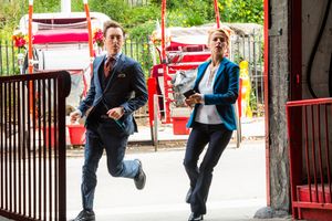 Pictured (L-R) Alan Cumming as Dr. Dylan Reinhart, and Bojana Novakovic as Lizzie Needham Photo: Francisco Roman /CBS © 2017 @ BroadwayWorld Pictured (L-R) Alan Cumming as Dr. Dylan Reinhart, and Bojana Novakovic as Lizzie Nee Photo