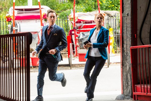 Pictured (L-R) Alan Cumming as Dr. Dylan Reinhart, and Bojana Novakovic as Lizzie Nee Photo