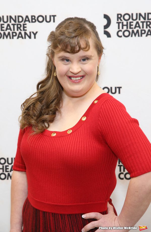 Jamie Brewer Photo