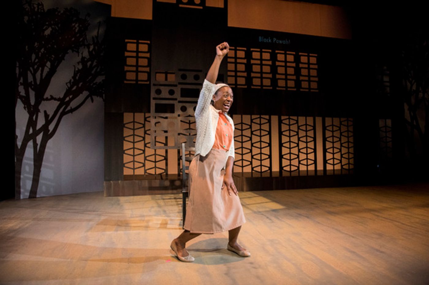 Photo Flash: First Look at Mosaic's World Premiere Production of QUEENS GIRL IN AFRICA  Image