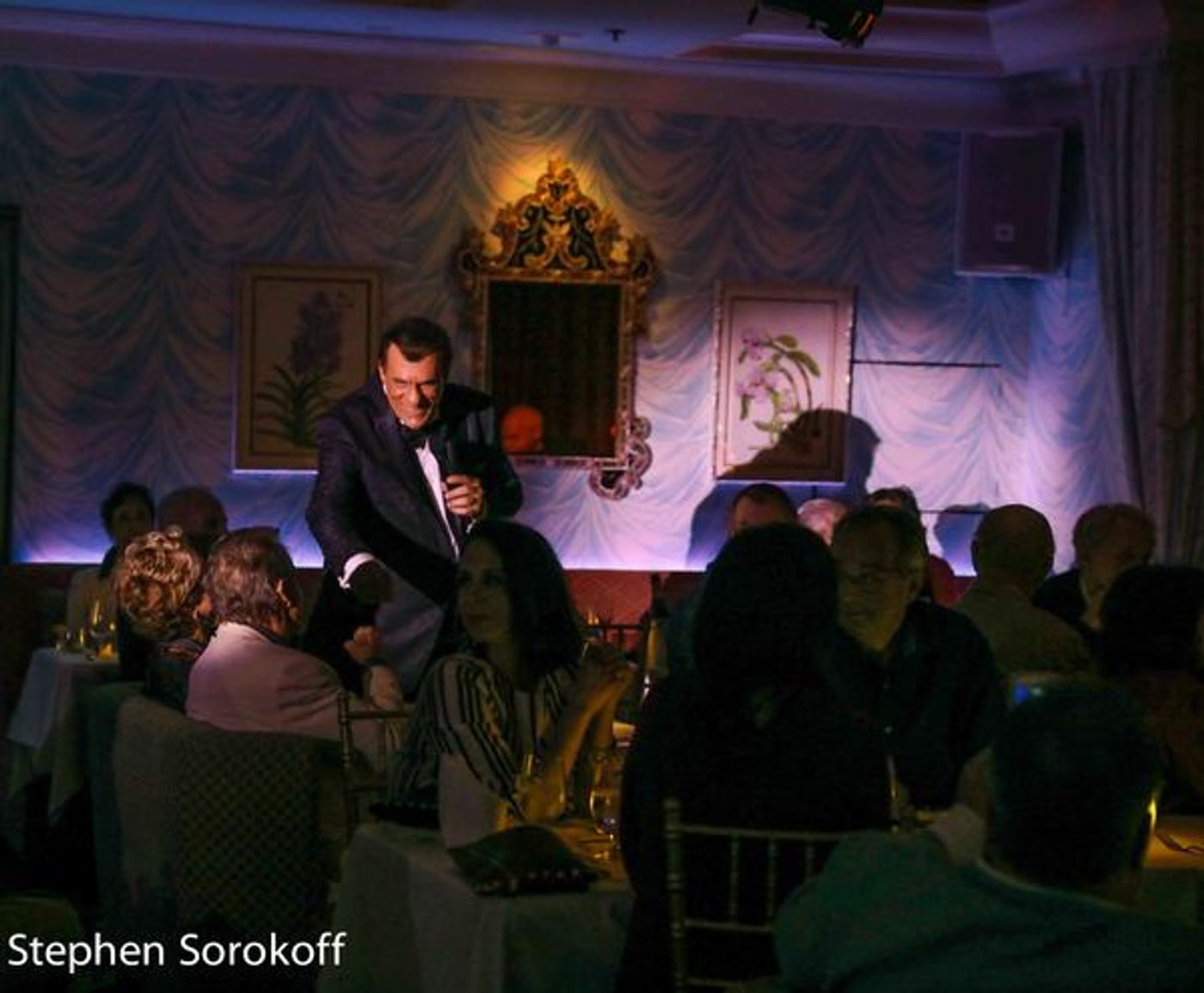 Photo Coverage: Robert Davi Makes His Royal Room Debut at The Colony Hotel  Image
