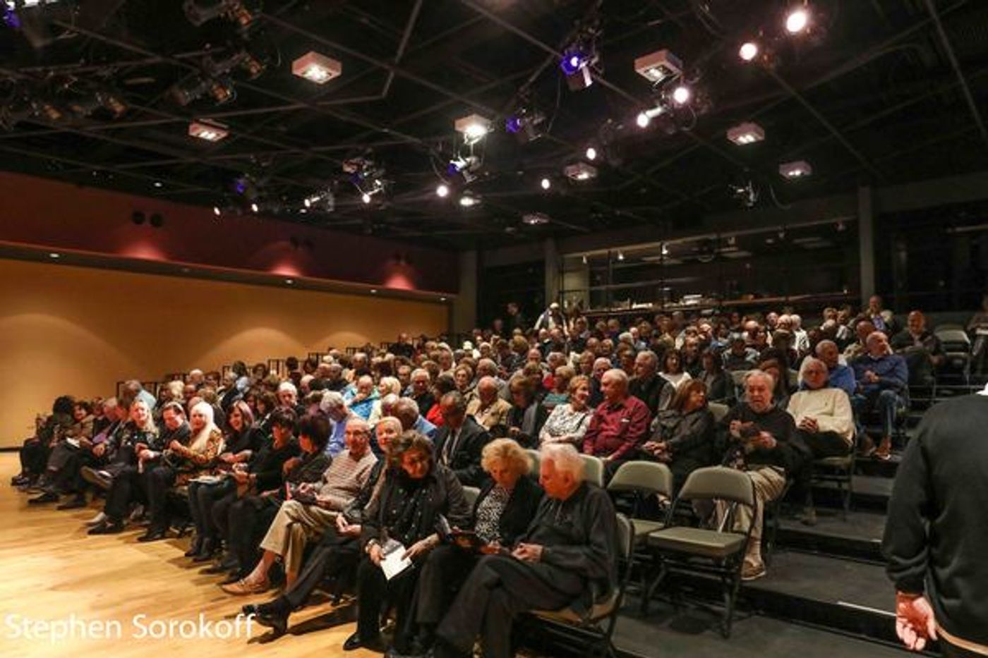 Photo Coverage: Clint Holmes Warms Up The RRazz Room On Route To The Grammy Awards Photo Coverage: Clint Holmes Warms Up The RRazz Room On Route To The Grammy Awards Image