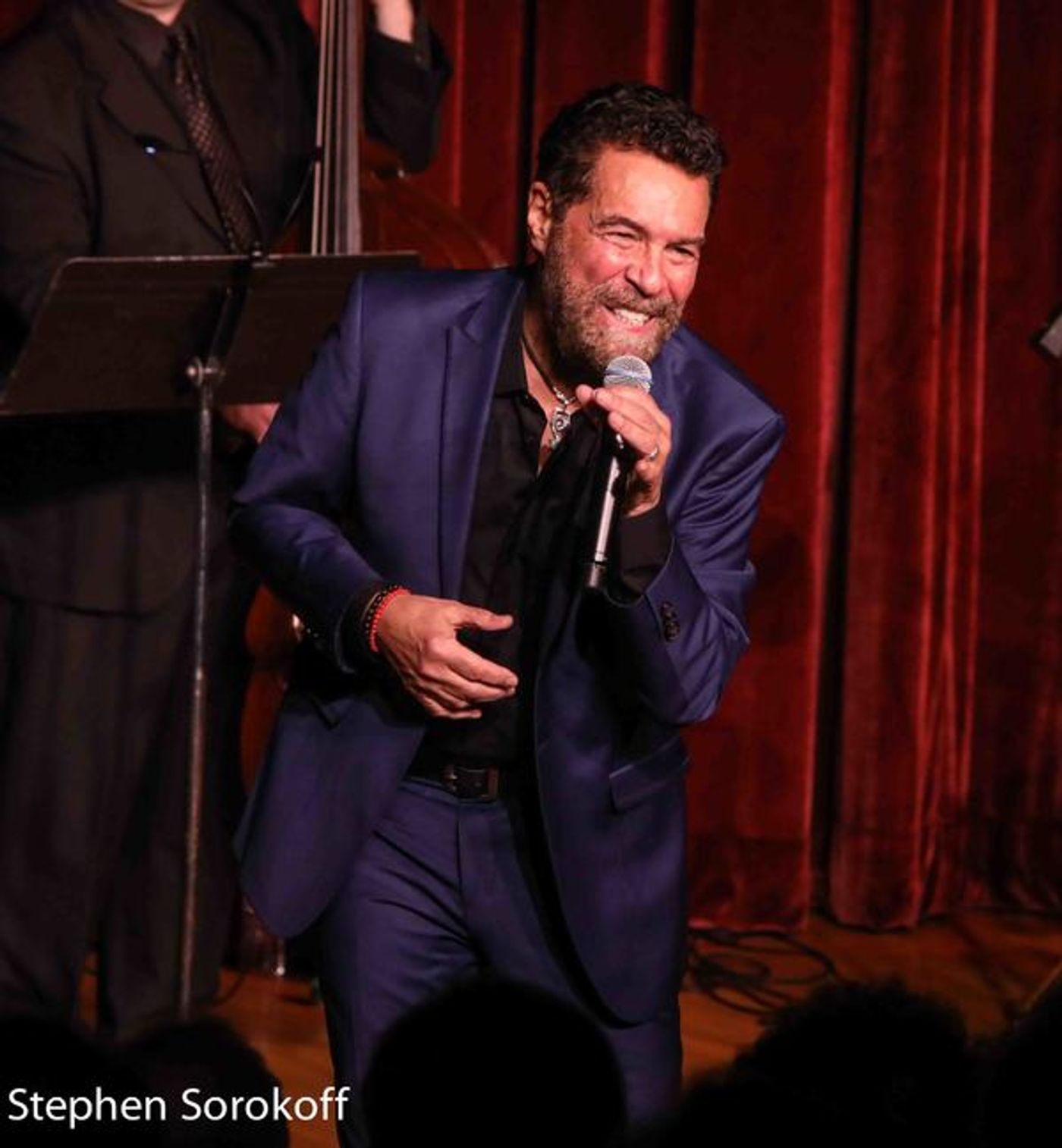 Photo Coverage: Clint Holmes Warms Up The RRazz Room On Route To The Grammy Awards  Image