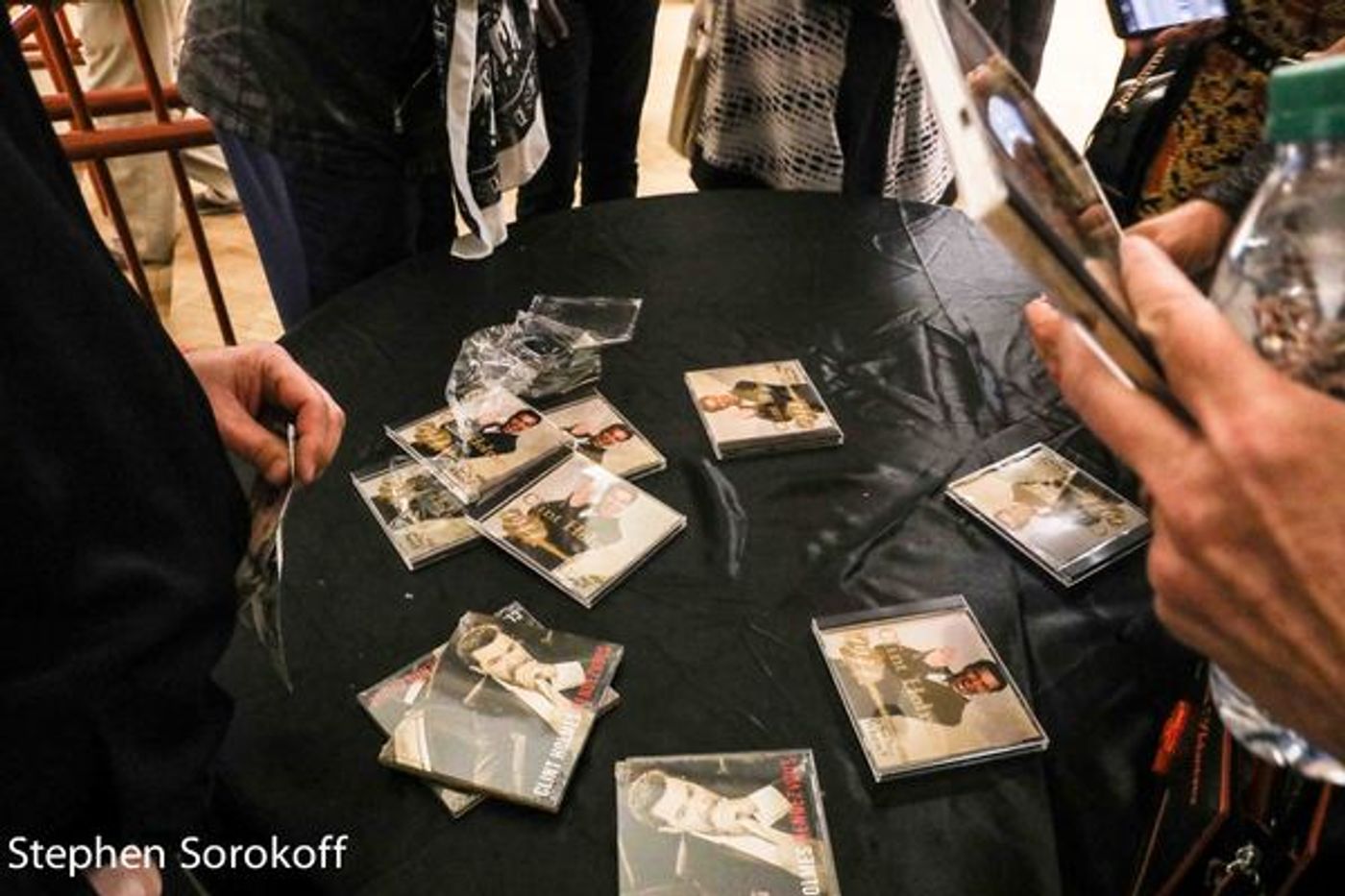 Photo Coverage: Clint Holmes Warms Up The RRazz Room On Route To The Grammy Awards Photo Coverage: Clint Holmes Warms Up The RRazz Room On Route To The Grammy Awards Image