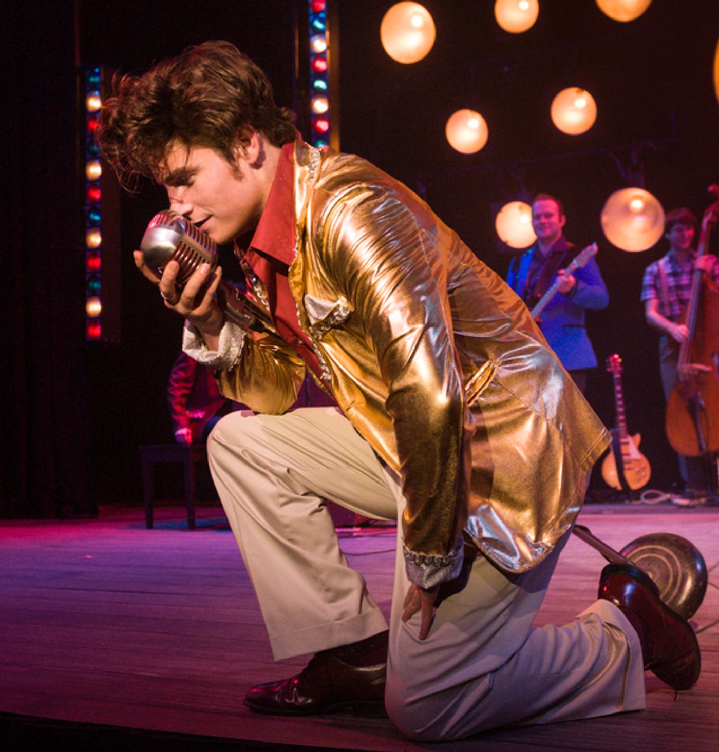 Photo Flash: The Gang is Grooving in Rivertown's MILLION DOLLAR QUARTET  Image