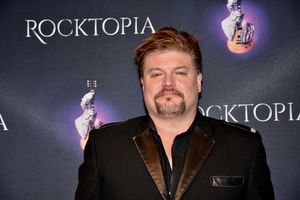 Rob Evan @ BroadwayWorld Rob Evan Photo