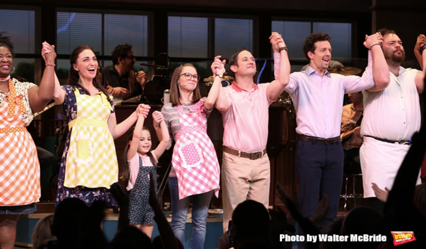 Photo Coverage: Back to the Diner! Sara Bareilles Returns to WAITRESS  Image