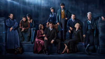 Left to right) JUDE LAW plays a young ALBUS DUMBLEDORE, taking on the mantle of one o Photo