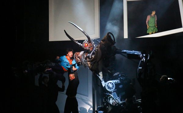 Sidi Larbi Cherkaoui/Bunkamura Theatre Cocoon, Pluto, credit Naoki Urasawa, Takashi N Photo