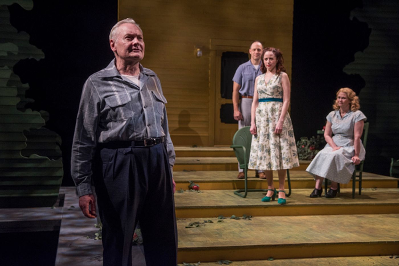 Photo Flash: ALL MY SONS at the Court Theatre  Image