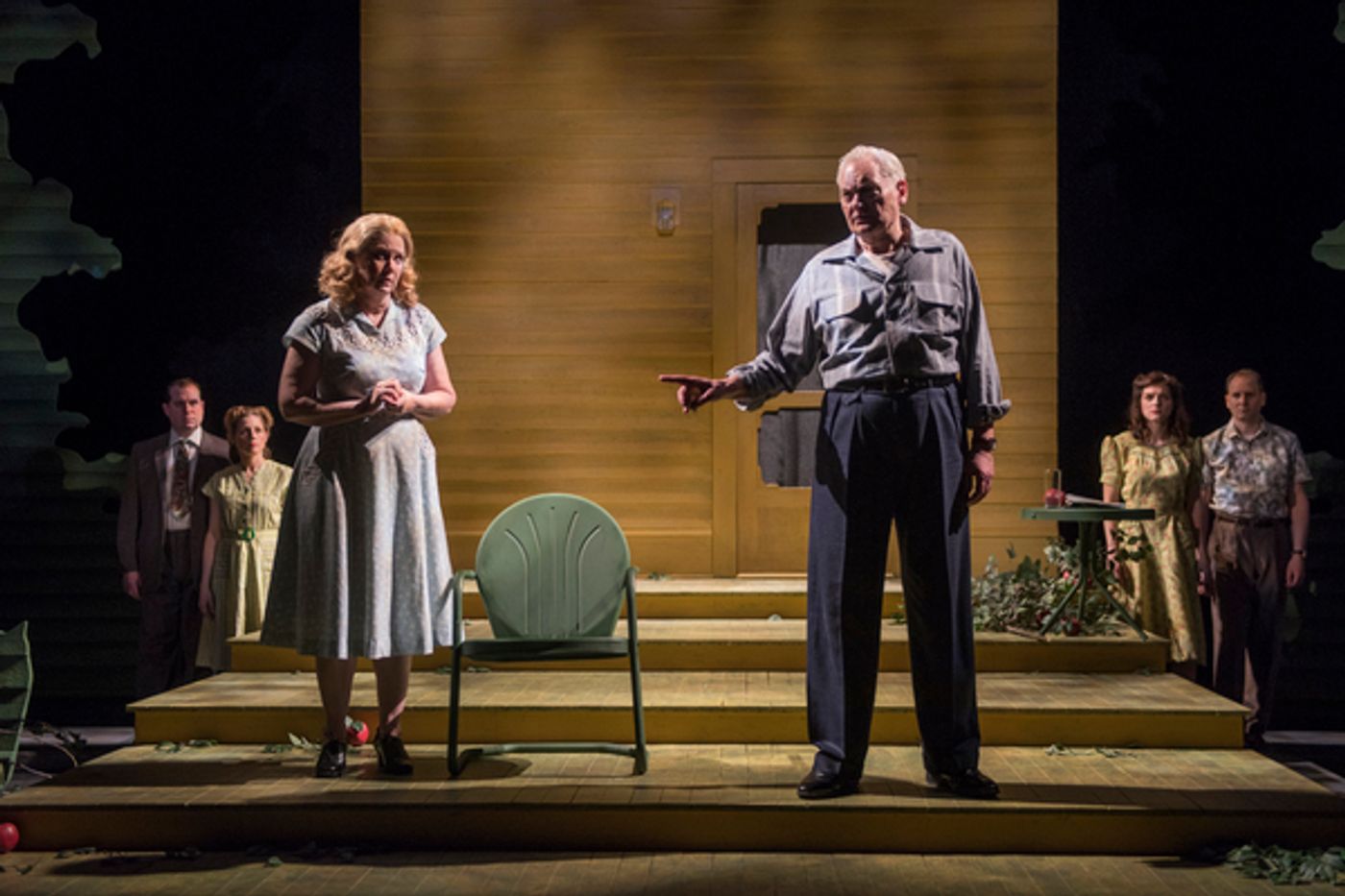 Photo Flash: ALL MY SONS at the Court Theatre  Image