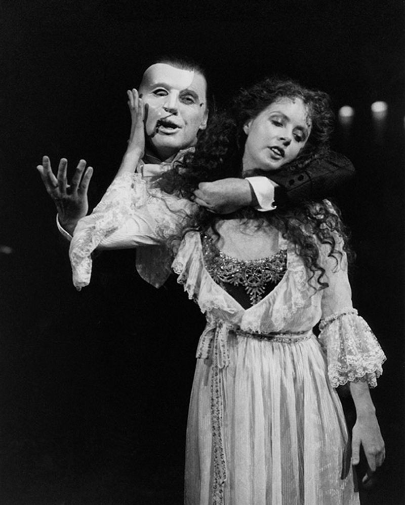 Exclusive: Catching up with the Original Phantom, Michael Crawford as THE PHANTOM OF THE OPERA Turns 30 on Broadway Image