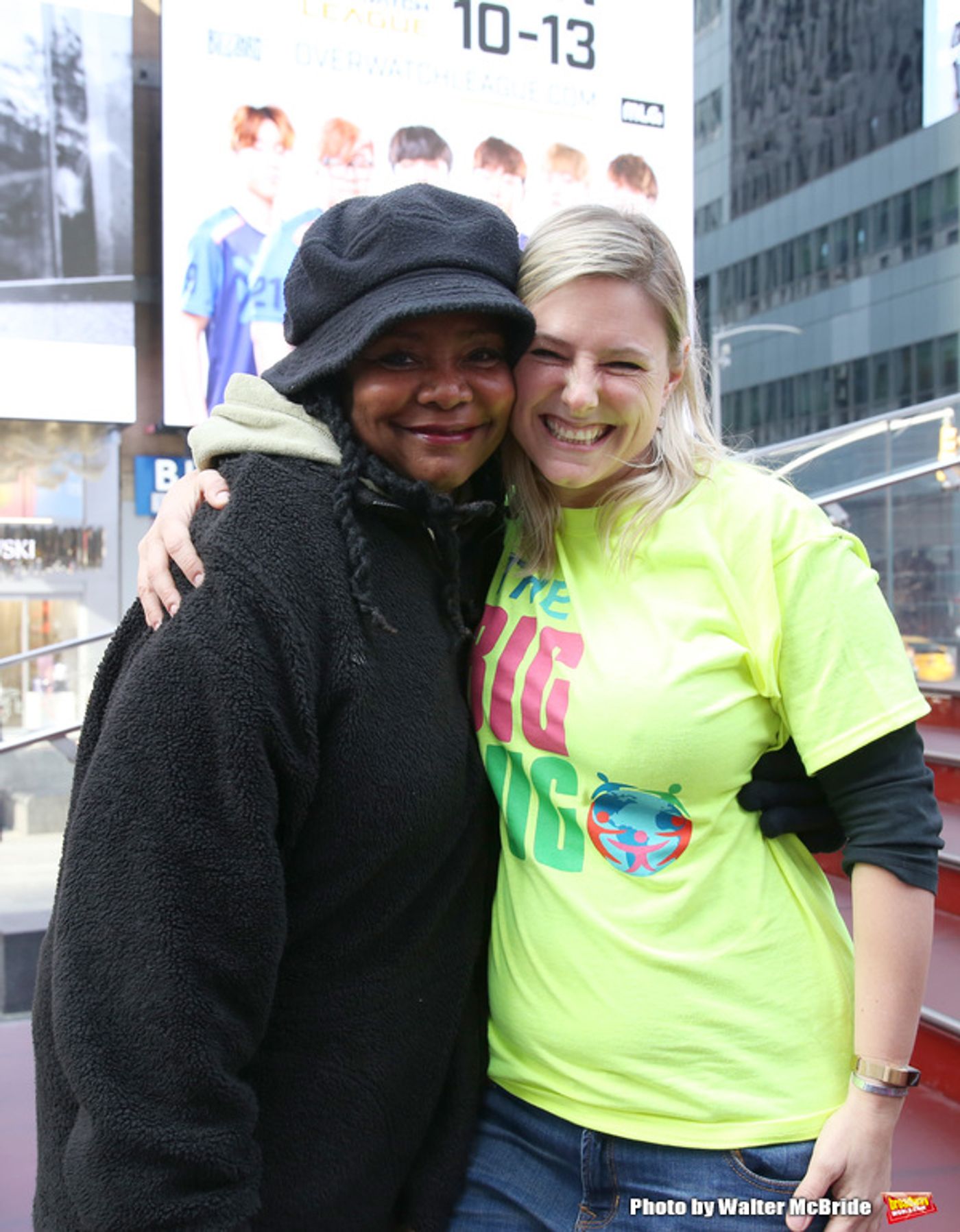 Photo Coverage: Broadway Unites in Times Square for Big Hug Day  Image